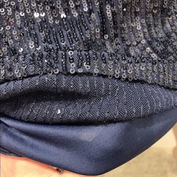 New Knee-length Sparkly Sequined Cocktail Party Dress - Picture 14 of 14